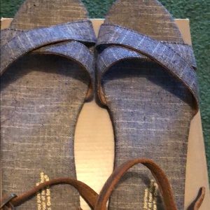 Women’s Toms Sandals